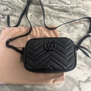 small gucci purse